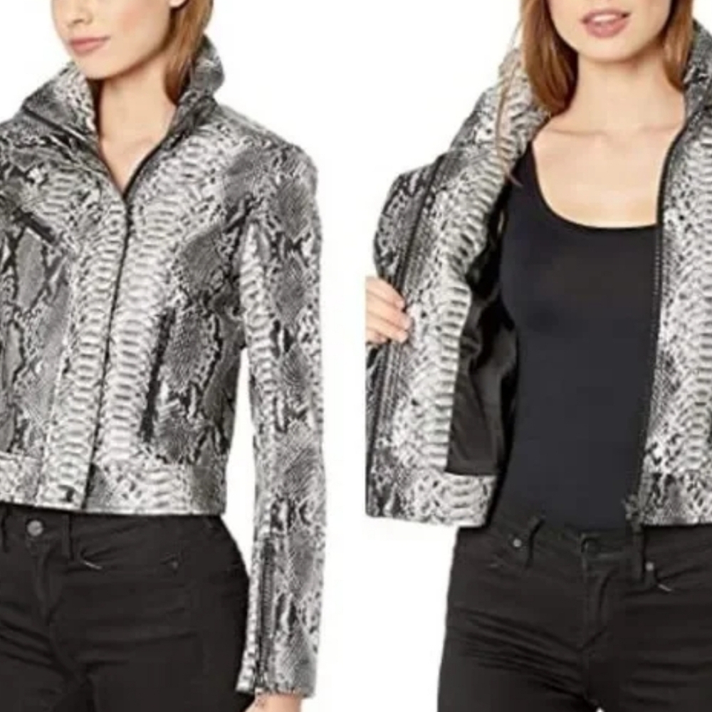 Blank NYC Faux Snakeskin Jacket Size Small - Picture 11 of 11